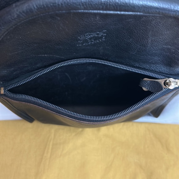 Il Bisonte Black Leather Backpack with Original Storage Bag - Picture 7 of 9